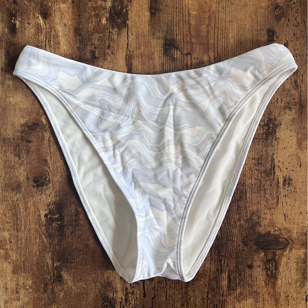 Abercrombie Medium Mid-Rise High-Leg Bikini Bottom